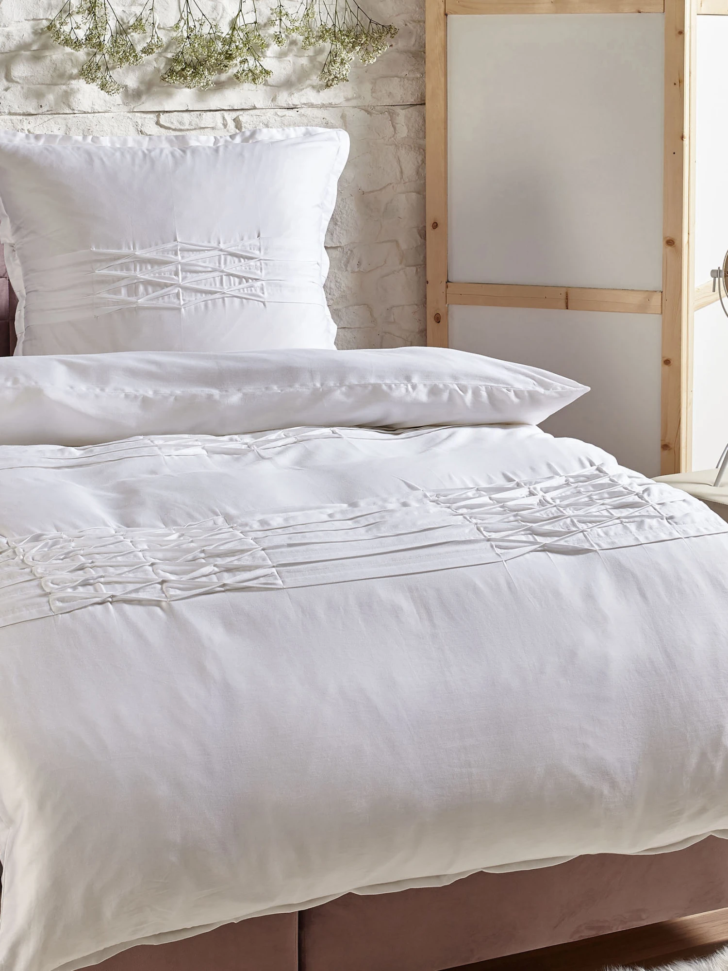 Bettwäsche, Weiss Bettwäsche, Weiss -Einrichtungsgegenstände Geschäft Amari Bettwaesche Weiss 135x200 mil