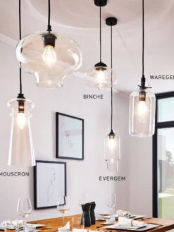 Hängeleuchte, Transparent -Einrichtungsgegenstände Geschäft BincheEvergemMouscronWaregem Pendelleuchten Transparent mil