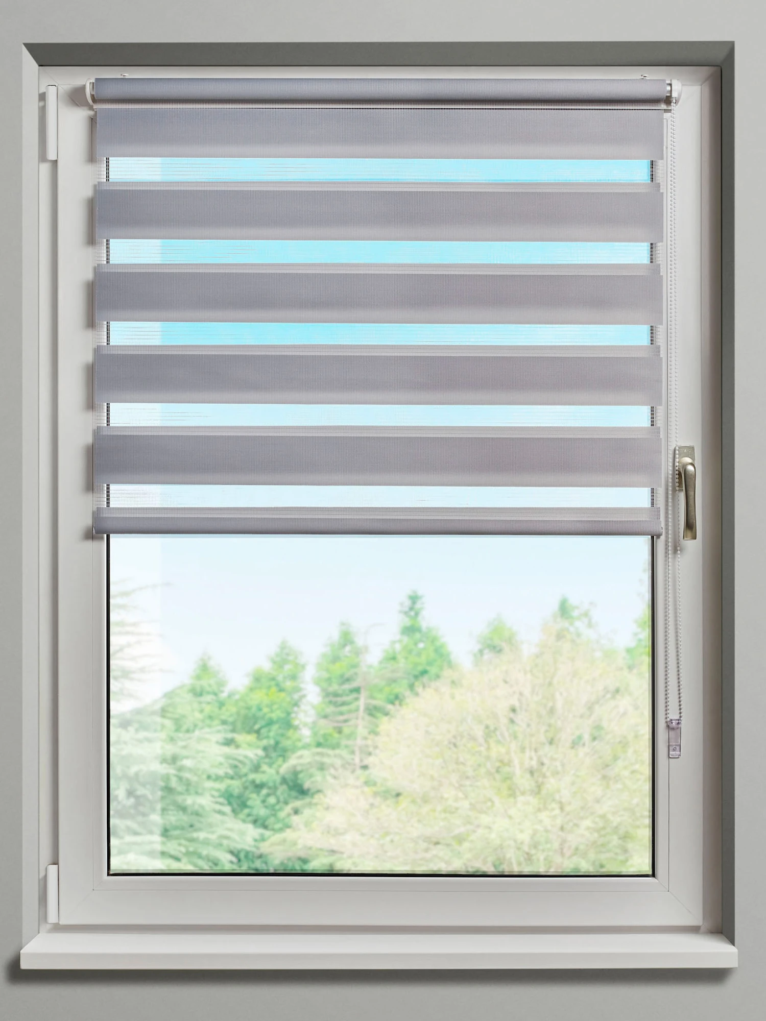 Rollo, Grau Rollo, Grau -Einrichtungsgegenstände Geschäft DuoStarlight Sonnenschutz Rollo Hellgrau Grau mil2