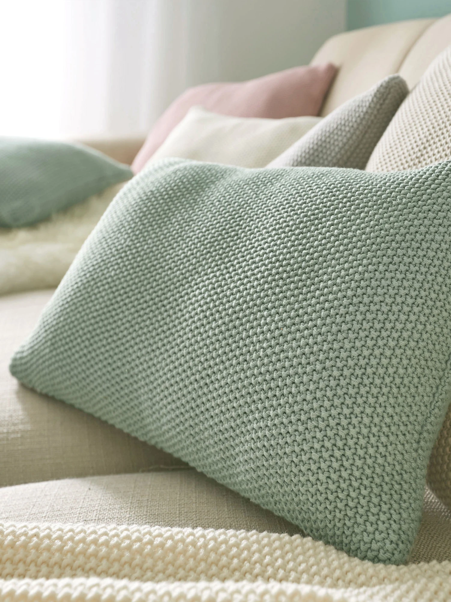 Strickkissen, Altmint Strickkissen, Altmint -Einrichtungsgegenstände Geschäft Hygge Sofakissen gruen Altmint 30x50 mil2