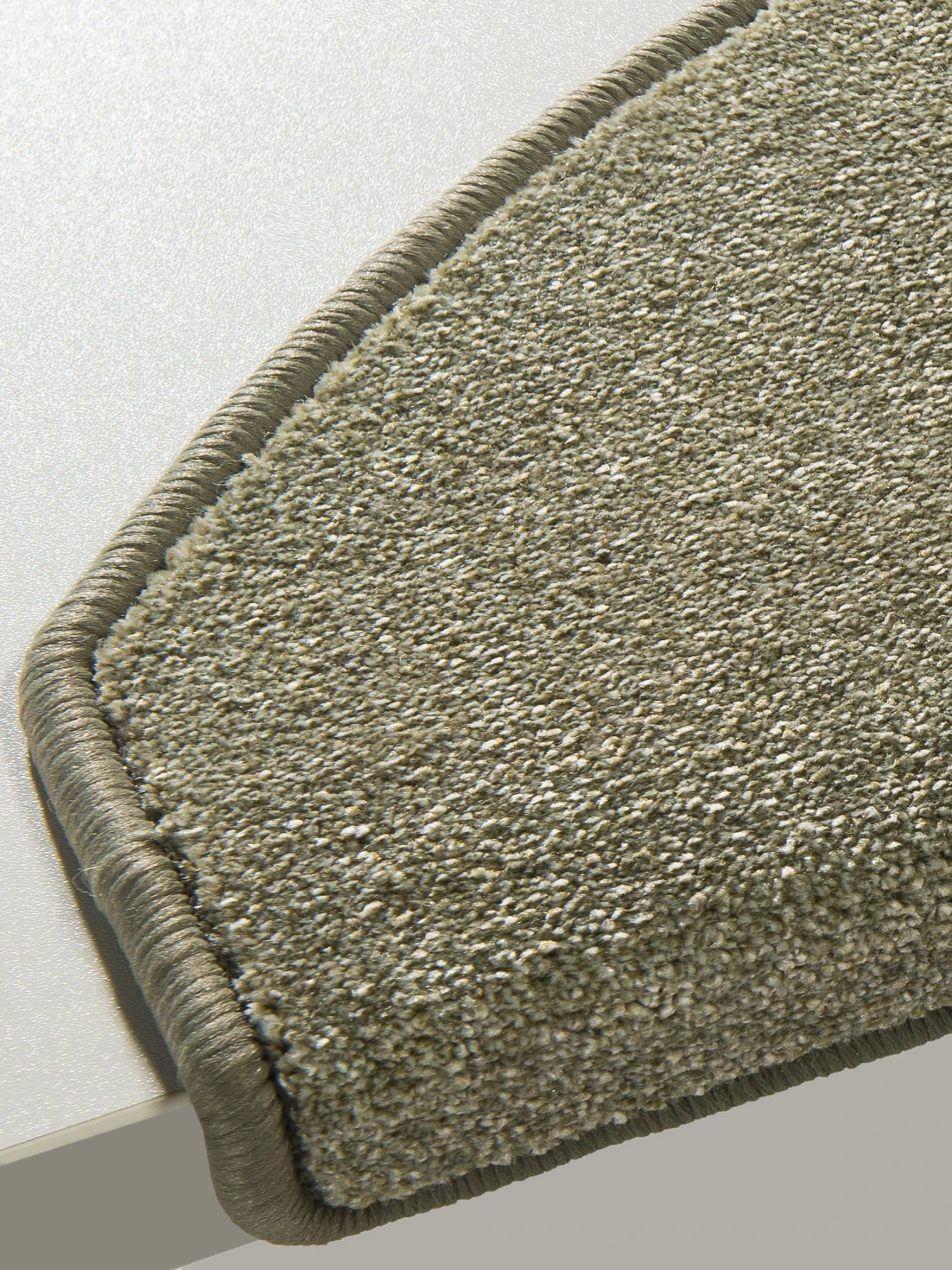Stufenmatte, Lind Stufenmatte, Lind -Einrichtungsgegenstände Geschäft Kensington Stufenmatte Gruen Lind242 lup