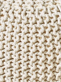 Strick-Pouf, Creme -Einrichtungsgegenstände Geschäft Kiruna Sitzpouf creme lup