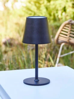 Einrichtungsgegenstände Geschäft -Einrichtungsgegenstände Geschäft Kitsilano LEDTischleuchte Schwarz 11x11x39 mil1