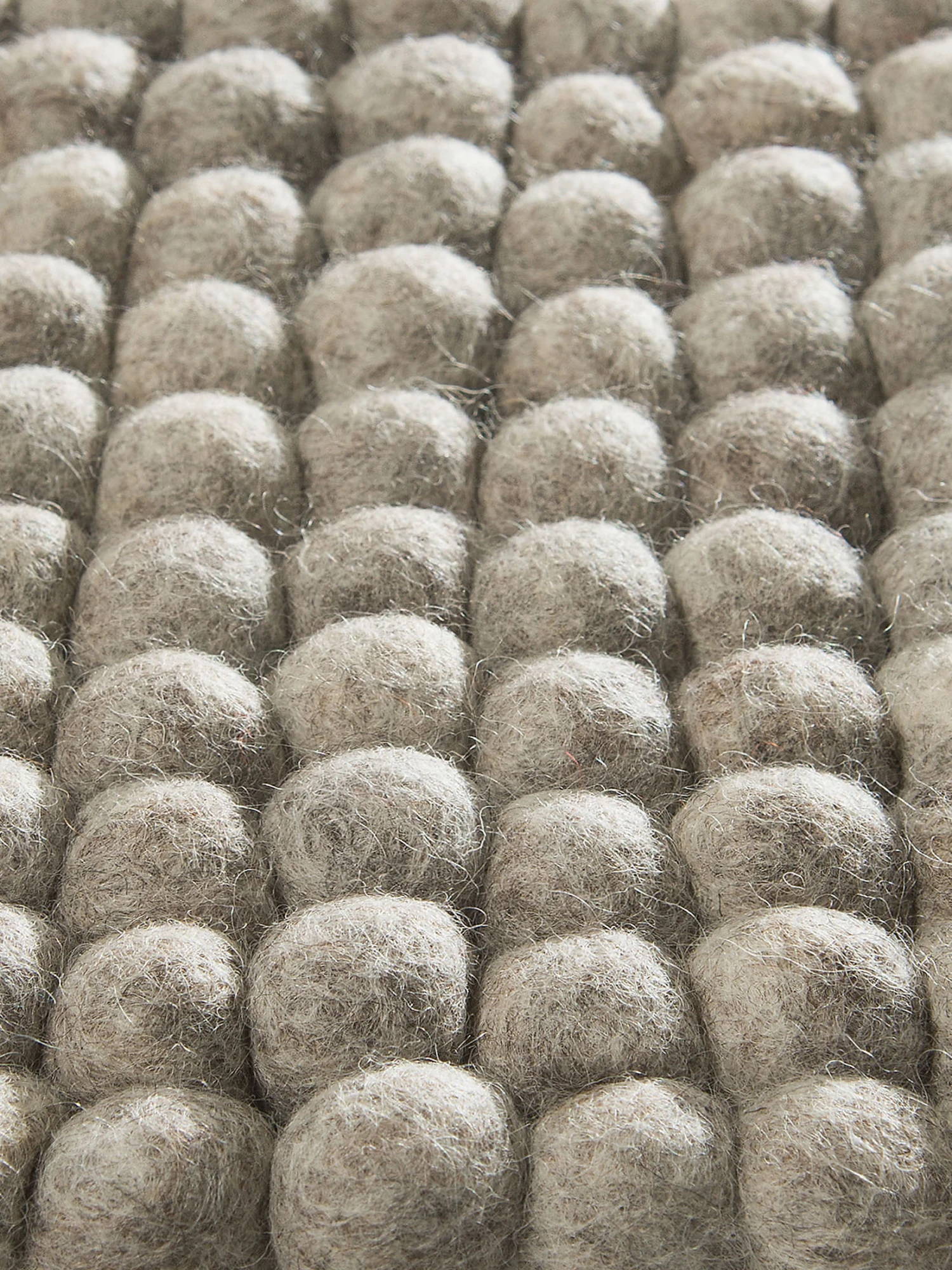 Topfuntersetzer, Stone Grey Topfuntersetzer, Stone Grey -Einrichtungsgegenstände Geschäft Liesta Filzkugel Untersetzer grau StoneGrey lup