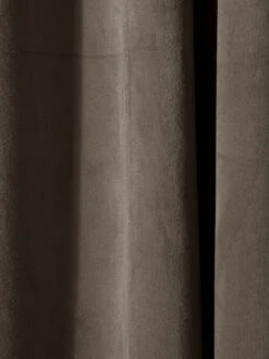 Vorhang Mit Gardinenband, Taupe 6 Vorhang Mit Gardinenband, Taupe -Einrichtungsgegenstände Geschäft Marilana Gardine verdeckteSchlaufe Grau Taupe 140x245 lup2