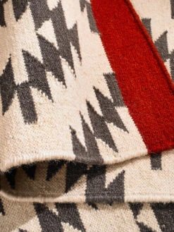 Kelim, Hellgrau -Einrichtungsgegenstände Geschäft Mattmar Kelim hellgrau lup