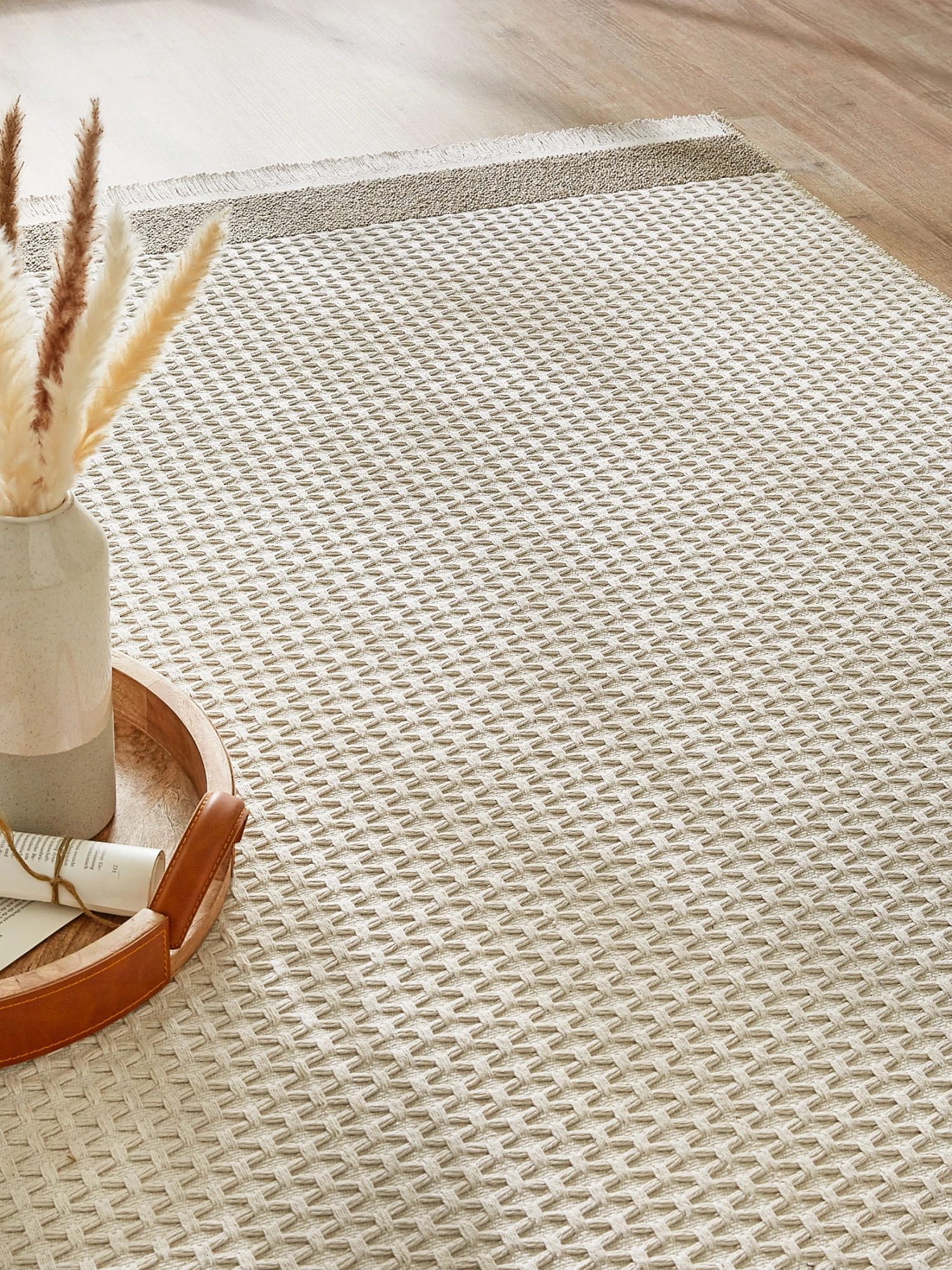 Moderner Teppich, Creme Moderner Teppich, Creme -Einrichtungsgegenstände Geschäft Odda ModernerTeppich Creme 160x230 spar