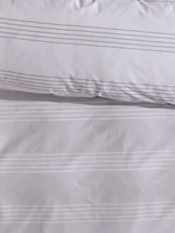 Renforcé-Bettwäsche, Grau/Weiss -Einrichtungsgegenstände Geschäft Salieri Bettwaesche Grau GrauWeiss 135x200 lup