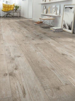 Klick-Laminat, Bobs Pine 51482 -Einrichtungsgegenstände Geschäft Saltum Laminat BobsPine mil2