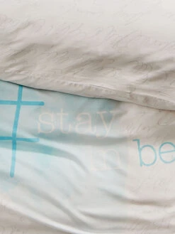 Bettwäsche, Azur -Einrichtungsgegenstände Geschäft StayInBed Bettwaesche hellblau Azur 135x200 lup