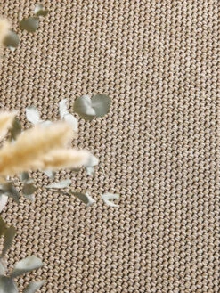 Flachgewebe-Teppichboden, Kiesel 12 5 Flachgewebe-Teppichboden, Kiesel 12 -Einrichtungsgegenstände Geschäft Tromsoe Teppichboden Beige Kiesel12 mil5